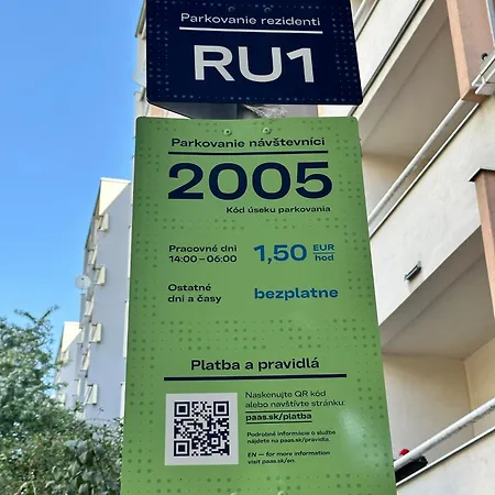 Cozy In The Wider Center Apartamento